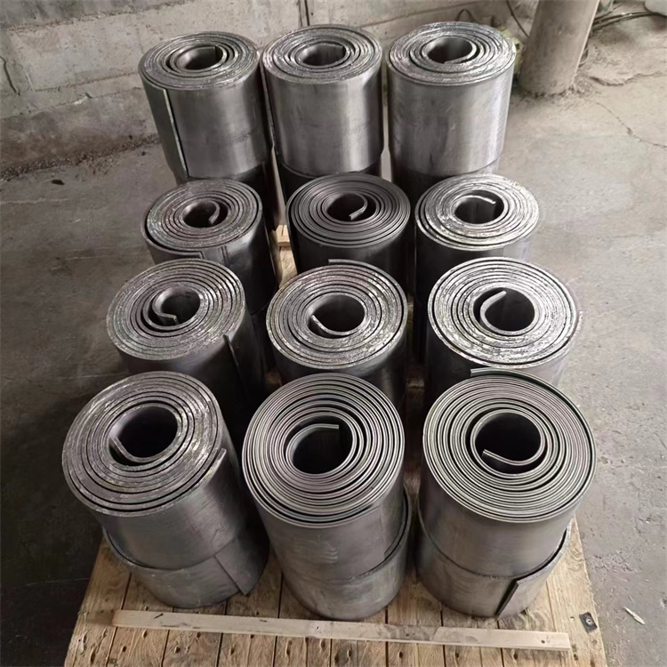 济南挑选铅板需要考虑哪些方面