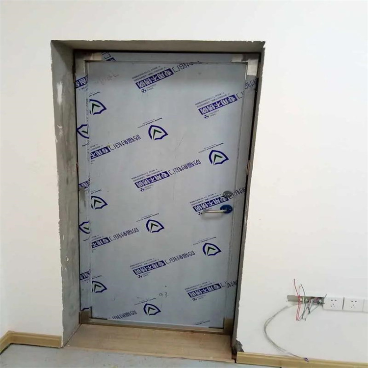 济南铅门的材质与开启方式